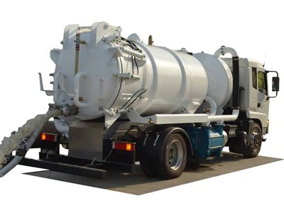 Professional 6-wheeler septic truck pumping tank to inspect and repair broken inlet and outlet baffles